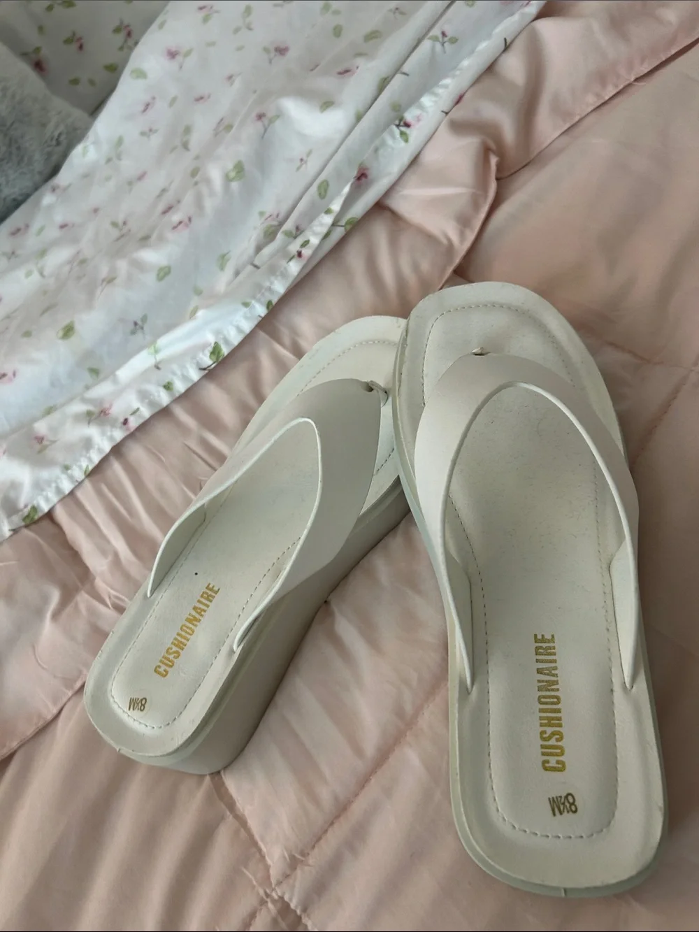 Cushionaire White Platform Thong Sandals